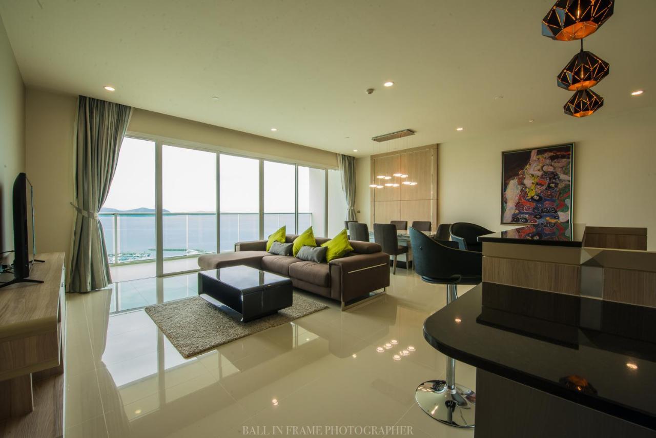Movenpick Residences Pattaya With Ocean View Na Chom Thian Exterior photo